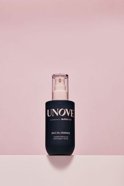 Поживна сироватка для волосся UNOVE Silk Oil Essence 70 мл UN01 фото