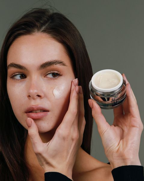 Антивіковий крем з волюфіліном та вітаміном U CUSKIN Vitamin U Cream 50мл CU34 фото