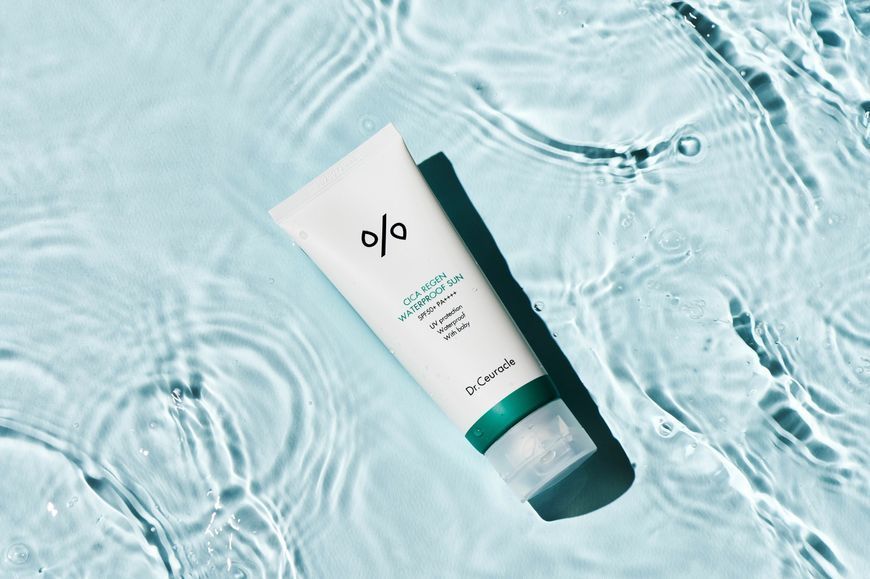 Водостійкий сонцезахисний крем з центелою азіатською Dr.Ceuracle Cica Regen Waterproof Sun SPF50+ PA++++ 100 мл  CRL17 фото