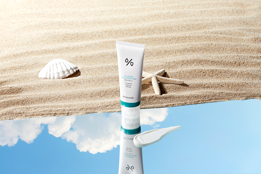 Водостійкий сонцезахисний крем з центелою азіатською Dr.Ceuracle Cica Regen Waterproof Sun SPF50+ PA++++ 100 мл  CRL17 фото