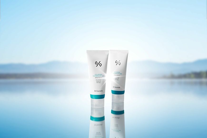 Водостійкий сонцезахисний крем з центелою азіатською Dr.Ceuracle Cica Regen Waterproof Sun SPF50+ PA++++ 100 мл  CRL17 фото