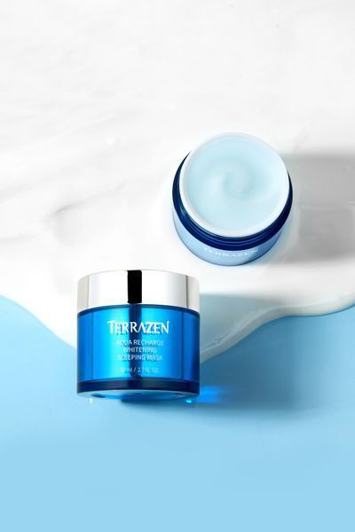 Інтенсивно зволожуюча нічна маска з освітлюючим ефектом TERRAZEN AQUARECHARGE WHITENING SLEEPING MASK 80мл TER04 фото