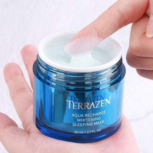 Інтенсивно зволожуюча нічна маска з освітлюючим ефектом TERRAZEN AQUARECHARGE WHITENING SLEEPING MASK 80мл TER04 фото