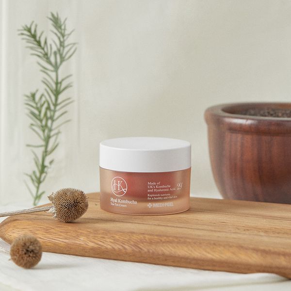 Зволожуючий крем-гель для обличчя з комбучею - Medi peel Hyal Kombucha Tea-Tox Ampoule in Cream, 50 мл 218 фото