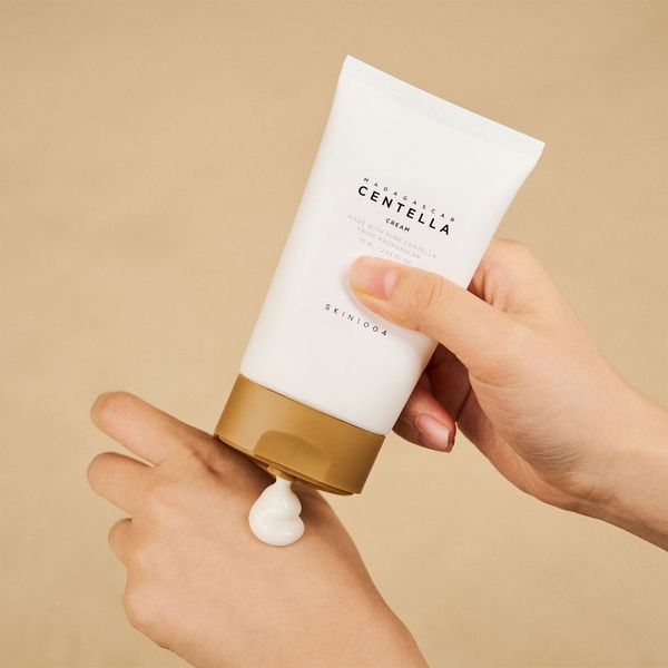 Крем для обличчя з екстрактом центелли SKIN1004 Madagascar Centella Cream 30ml SKN14 фото